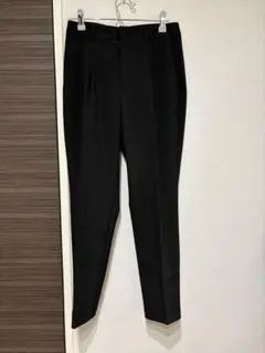 gu ウォッシャブルテーパードパンツ　黒