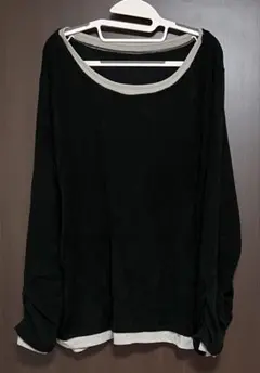 大きいサイズ　2枚重ね風ニット　クシュクシュ袖　ニット