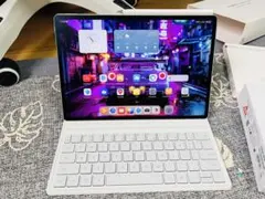 HUAWEI MatePad 11 純正キーボード、mpen、ペン専用充電器付 - メルカリ