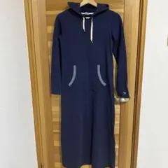 パーカーワンピース