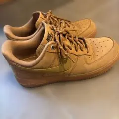 Nike Air Force 1 ブラウン