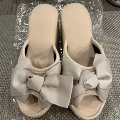 スリッパ　ヒールあり　リボン　ベージュ　ウェディング　結婚式