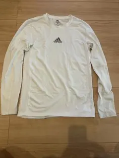 adidas ホワイト 長袖ウェア サイズM