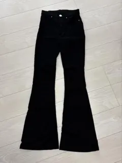 MOUSSY 美脚 フレアパンツ 黒 24インチ - メルカリ