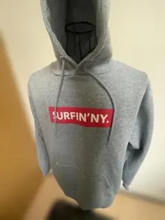 SURFIN'NY. グレー パーカー LL