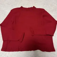 レース襟赤長袖ニット