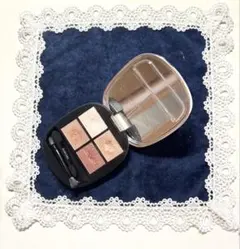 【残量9割】DECORTE スキンシャドウデザイニングパレット 04