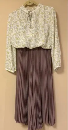 お値下げ✳︎花柄長袖ブラウス　ロペピクニック　40 新品