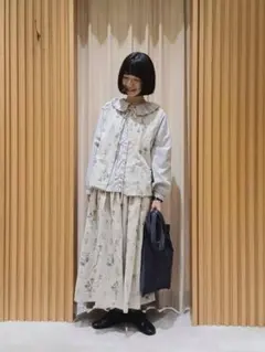 新品♪TSUHARU by Samansa Mos2　綿麻総刺繍スカート