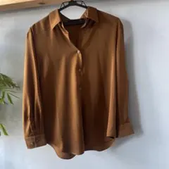 ユニクロ　ブラウス