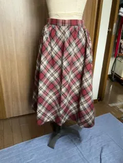 フレアロングスカート 赤とベージュ チェック