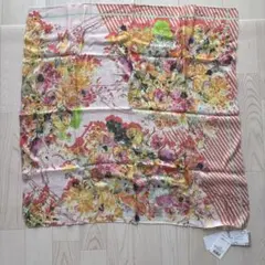 新品未使用　Hanato 花柄 スカーフ