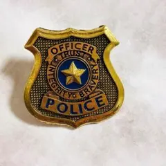 ポリス　警察官バッジ　ズートピア　ジュディ　ニック　バッジ　ハロウィン　コスプレ