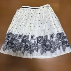 Lois CRAYON ロイスクレヨン バラ　ドット柄　ジャガード　スカートのサムネイル