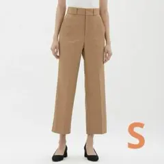 GU ジーユー　チノストレートパンツ　ベージュ　S