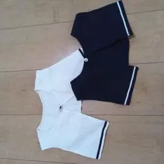 白と紺のクロップドトップス
