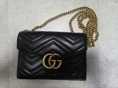 GUCCI GGマーモント チェーンショルダーバッグ