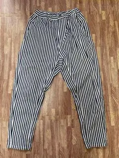 branshes キッズ 長ズボン 140 ネイビーとホワイトのストライプ