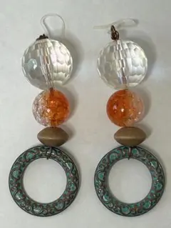 大ぶり ピアス リングモチーフ オレンジ ターコイズ 揺れ