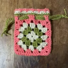 ハンドメイド グラニースクエア 巾着袋 ピンク・グリーン・クリーム