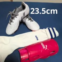 新品 アディダス サッカー スパイク 23.5cmプレデター