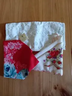 新品未使用。ハンカチ３点セット。