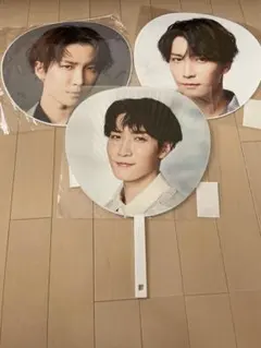 Man 渡辺翔太 うちわ まとめ売り 渡辺翔太 うちわ まとめ売り - メルカリ