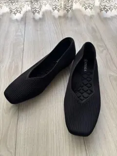 新品❣️VIVAIAパンプス23.5