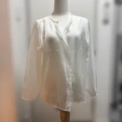 【美品】【処分価格】シアー素材 ノーカラー ブラウス ホワイト