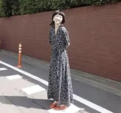 【希少サイズ2】CLANE サルビアフラワーワンピース 開襟 マキシ丈M〜Ｌのサムネイル