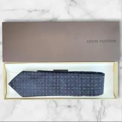 Item thumbnail for item ec66d90b-b0e7-49c6-b875-a7ae6c8fffad