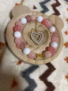 ハンドメイド ピンクホワイトビーズブレスレット