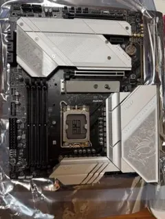 MSI MPG Z790 EDGE TI MAX WIFI マザーボードのサムネイル