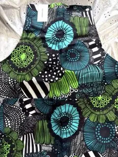 2026年最新】marimekko エプロン・三角巾の人気アイテム - メルカリ