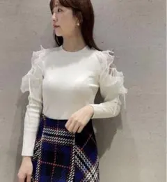 2026年最新】snidel スナイデル フリルスリーブニットプルオーバーの