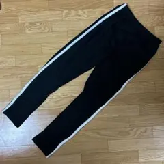 レギンス　140　黒　ブラック　スパッツ　長ズボン　パンツ