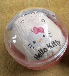 サンリオキャラクターズ『ルーズソックス風ペットボトルカバー』ハローキティ