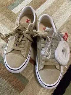 新品⭐︎レディーススニーカー