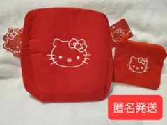 【匿名発送】韓国ダイソー　キティちゃん　ポーチ2点セット　日本未発売　韓国限定のサムネイル