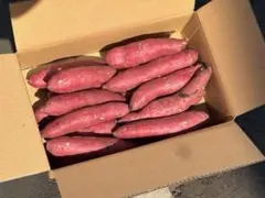 茨城県産　熟成紅はるかMサイズ5kg箱込み さつまいも 154のサムネイル