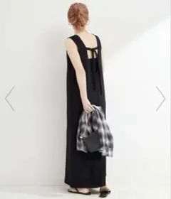 新品　B.C STOCK Iラインノースリワンピース　黒