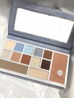 PERFECT DIARY　デザイナーアイズ＆チーク デニムパレット