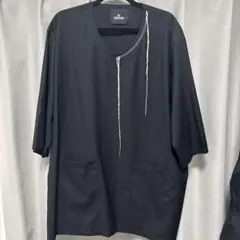 NOT CONVENTIONAL Vネック プルオーバー 黒のサムネイル
