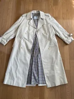 アクアスキュータム トレンチコート