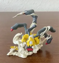 ポケットモンスター　プラチナ　早期購入特典　ギラティナ　フィギュア