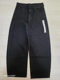 【新品】ユニクロ　バギーカーブパンツ（サイズ27・ダークグレー）