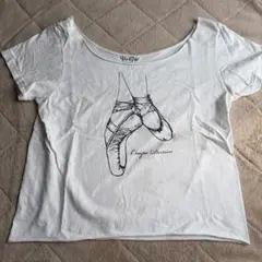 Brandy Melville Tシャツ バレエシューズ プリントのサムネイル