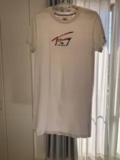 Tommy Jeans ホワイト Tシャツ