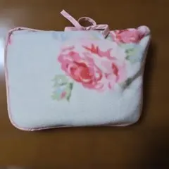 2026年最新】ローラアシュレイブランケットの人気アイテム - メルカリ