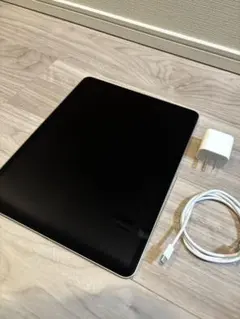 【美品】iPad Air M3 2025年モデル 128GB Wi-Fiモデル